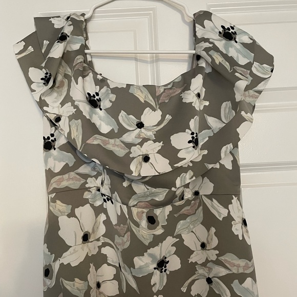 Worn Once BR Floral Dress - Picture 2 of 8